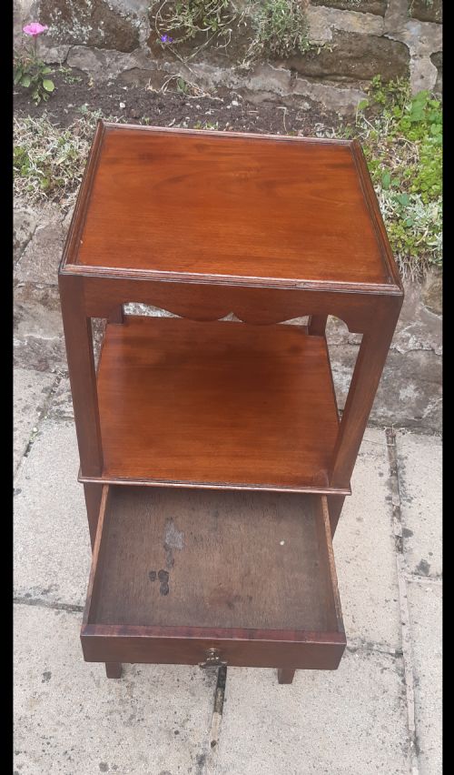 BEDSIDE TABLE GEORGIAN MAHOGANY - ADDITIONAL PHOTO 2
