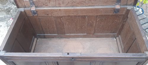 OAK COFFER - ADDITIONAL PHOTO 7