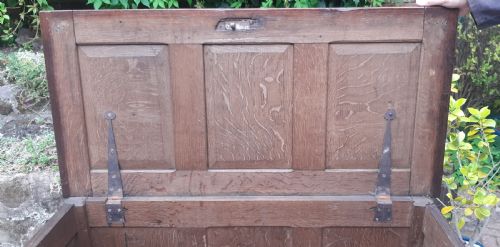 OAK COFFER - ADDITIONAL PHOTO 8