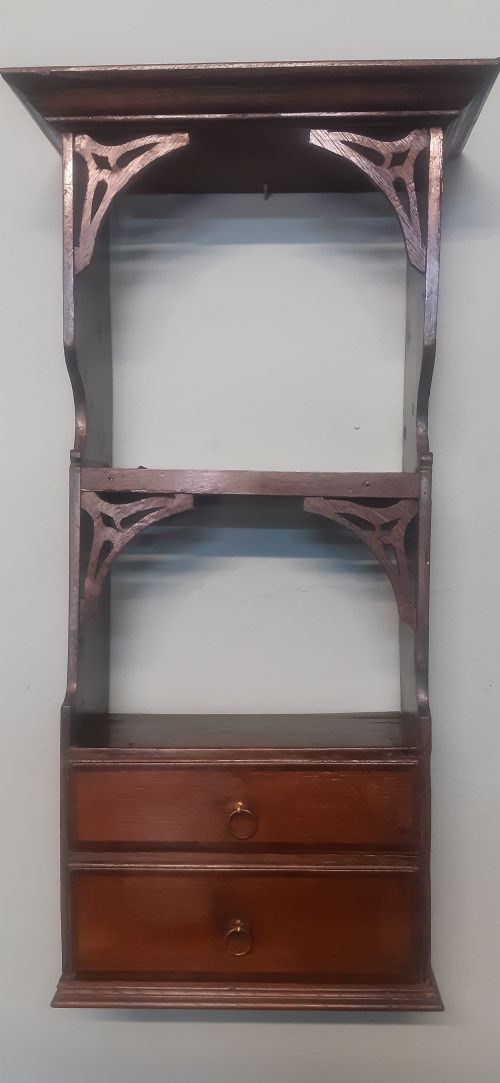 A RARE PAIR OF HANGING SHELVES - ADDITIONAL PHOTO 7