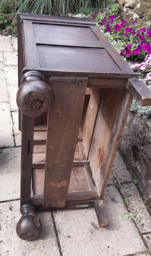 17TH CENTURY OAK CHEST OF DRAWERS - ADDITIONAL PHOTO 11
