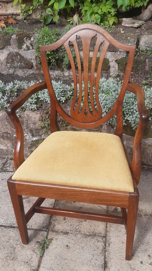 mahogany georgian carver elbow hepplewhite chair - CATEGORY: ANTIQUE CHAIRS - DATED 18TH CENTURY