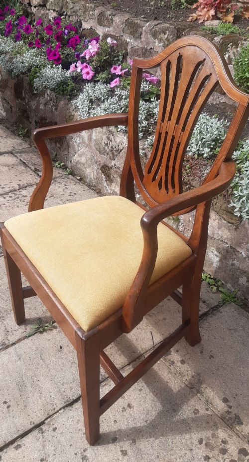 MAHOGANY GEORGIAN CARVER ELBOW HEPPLEWHITE CHAIR - ADDITIONAL PHOTO 6