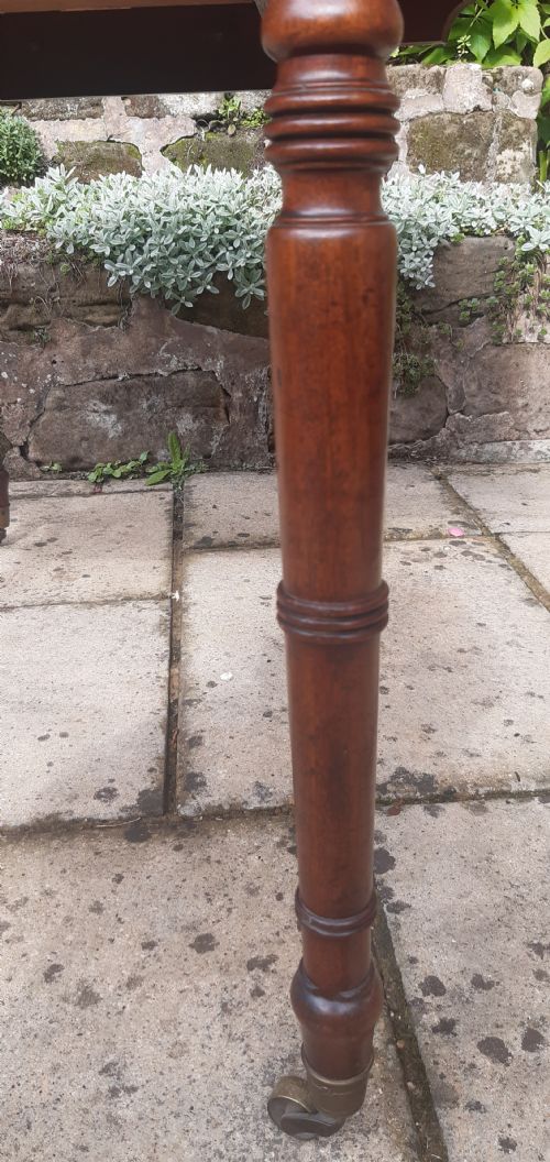 MAHOGANY PEMBROKE DINING TABLE - ADDITIONAL PHOTO 8
