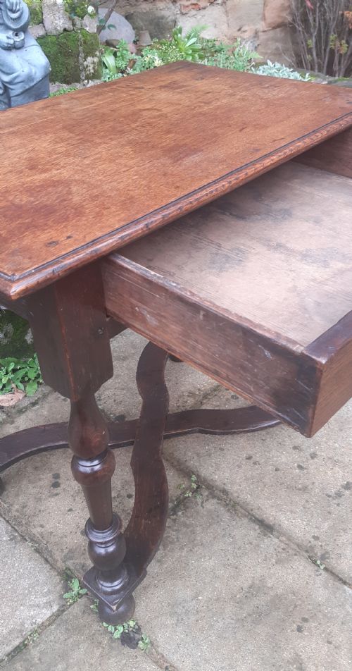EARLY 18TH CENTURY OAK LOWBOY SIDE TABLE - ADDITIONAL PHOTO 5