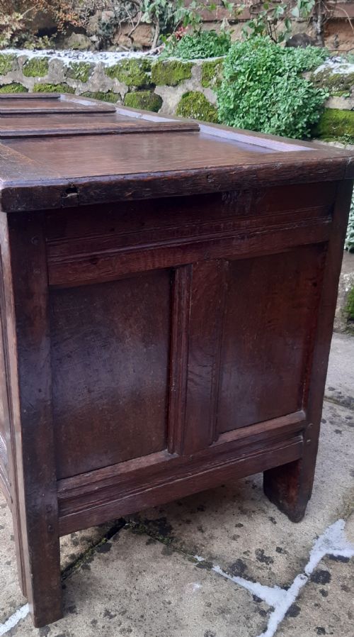 OAK COFFER - ADDITIONAL PHOTO 5