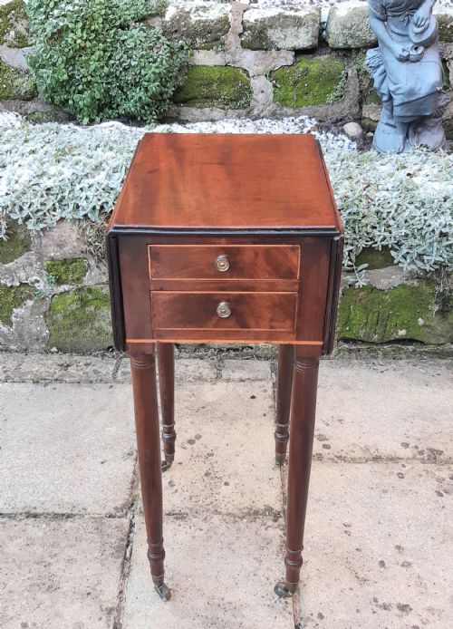 small lamp pembroke table - CATEGORY: ANTIQUE TABLES - DATED REGENCY