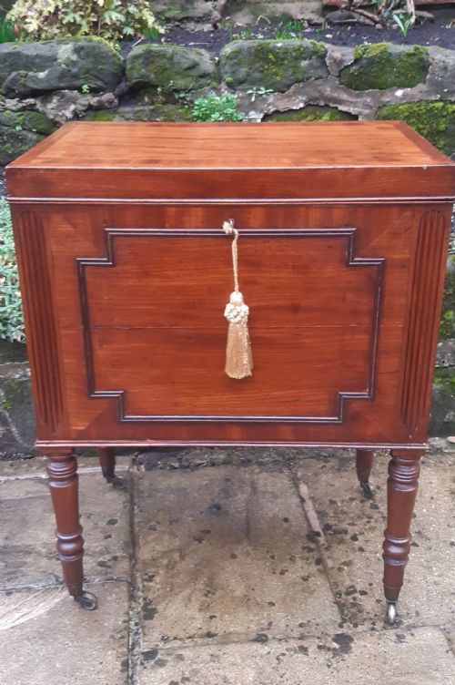 A RARE AND BEAUTIFUL WINE COOLER OR CELLARETTE - ADDITIONAL PHOTO 3
