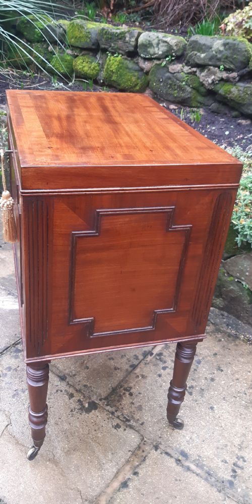 A RARE AND BEAUTIFUL WINE COOLER OR CELLARETTE - ADDITIONAL PHOTO 5