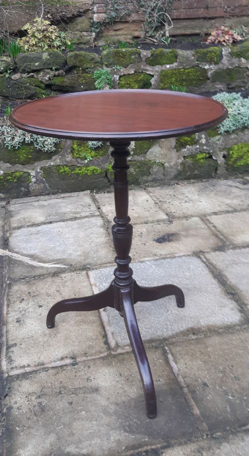 small mahogany tripod lamp table georgian - CATEGORY: ANTIQUE TABLES - DATED 1800