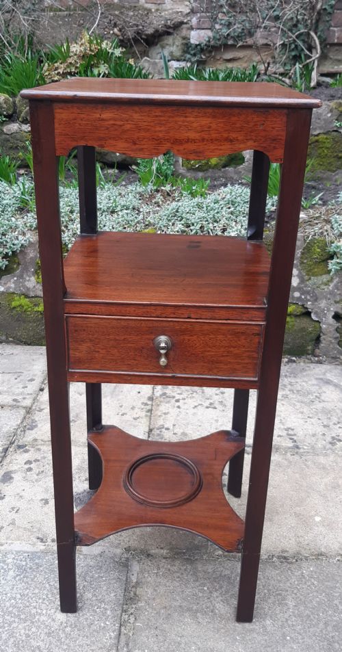 georgian bedside table mahogany - CATEGORY: ANTIQUE CABINETS - DATED 1800