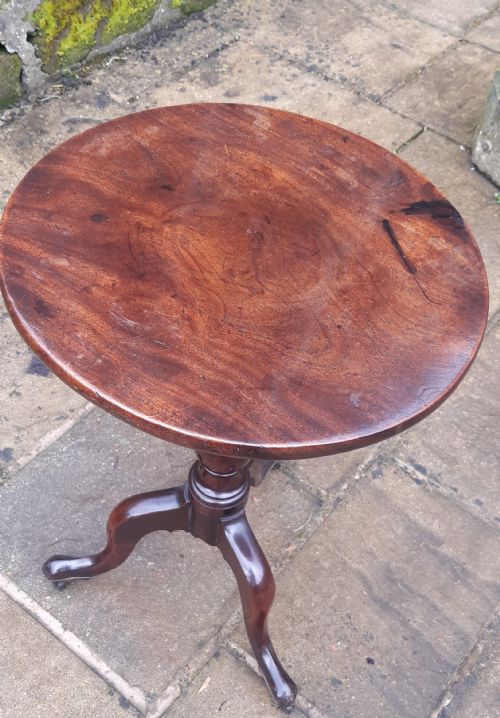 SMALL MAHOGANY TRIPOD TABLE - ADDITIONAL PHOTO 3