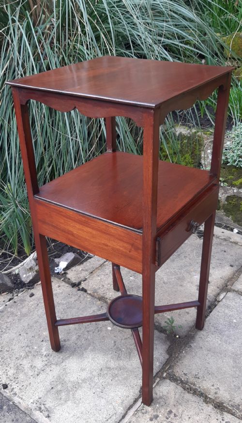 GEORGIAN BEDSIDE TABLE - ADDITIONAL PHOTO 5