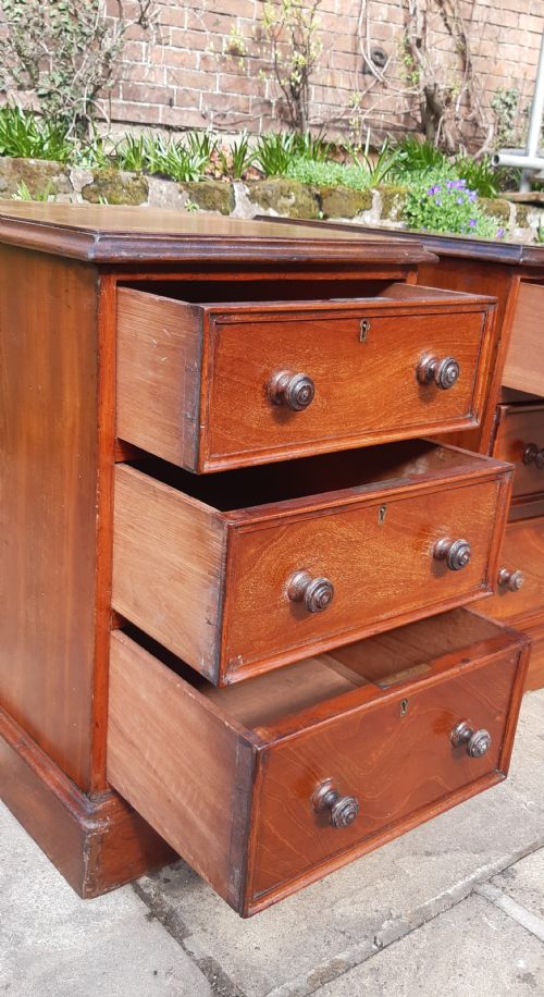 A PAIR OF BEDSIDE DRAWERS MAHOGANY - ADDITIONAL PHOTO 9