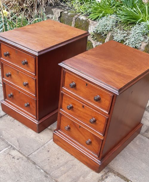 A PAIR OF BEDSIDE DRAWERS MAHOGANY - ADDITIONAL PHOTO 14