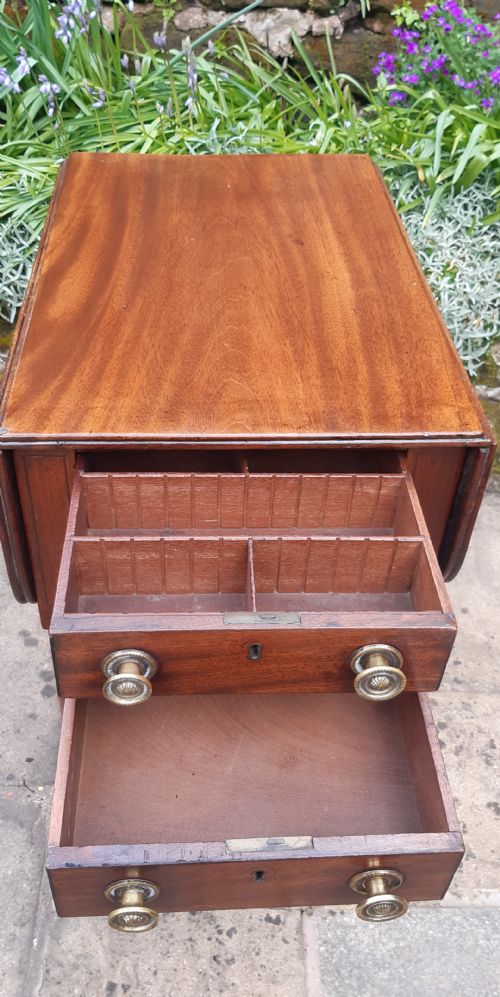 SMALL LAMP PEMBROKE TABLE REGENCY MAHOGANY - ADDITIONAL PHOTO 8