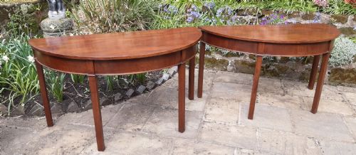 PAIR OF LARGE DEMI LUNE TABLES MAHOGANY GEORGIAN - ADDITIONAL PHOTO 1