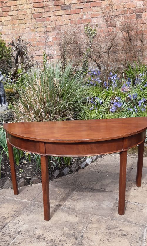 PAIR OF LARGE DEMI LUNE TABLES MAHOGANY GEORGIAN - ADDITIONAL PHOTO 5