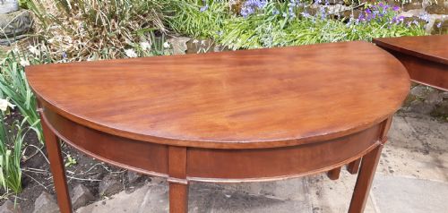 PAIR OF LARGE DEMI LUNE TABLES MAHOGANY GEORGIAN - ADDITIONAL PHOTO 7