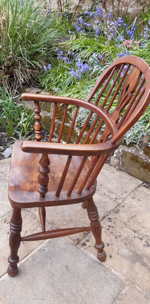 WINDSOR ARMCHAIR - ADDITIONAL PHOTO 2