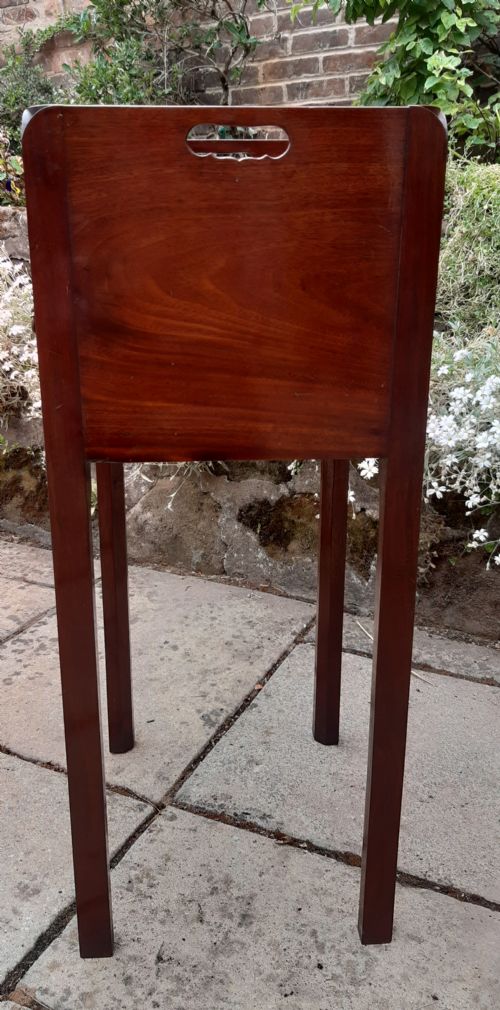 GEORGIAN MAHOGANY BEDSIDE POT CUPBOARD - ADDITIONAL PHOTO 2