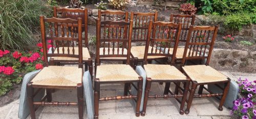 8 SPINDLEBACK CHAIRS 19TH CENTURY - ADDITIONAL PHOTO 9