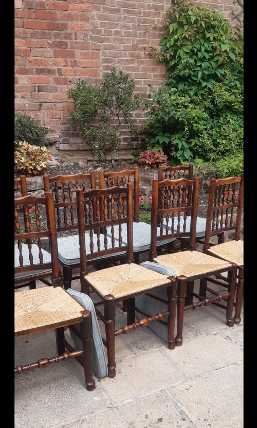 8 SPINDLEBACK CHAIRS 19TH CENTURY - ADDITIONAL PHOTO 10