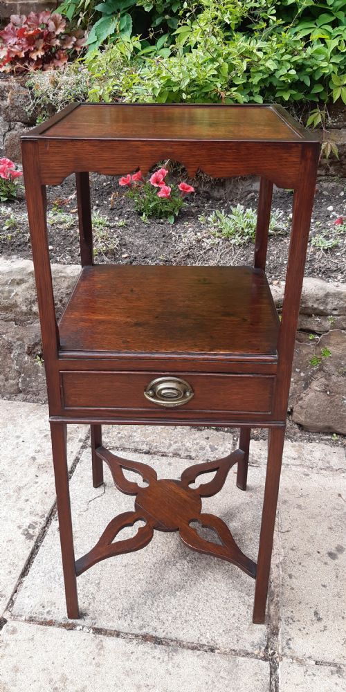 georgian oak bedside table - CATEGORY: ANTIQUE CABINETS - DATED 1800