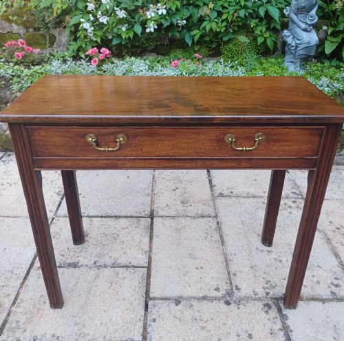 narrow georgian hall table - CATEGORY: ANTIQUE TABLES - DATED 18TH CENTURY