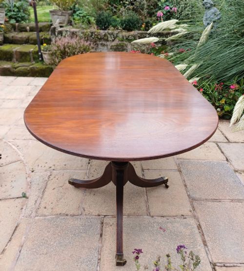 MAHOGANY PEDESTAL 8 SEATER DINING TABLE - ADDITIONAL PHOTO 1