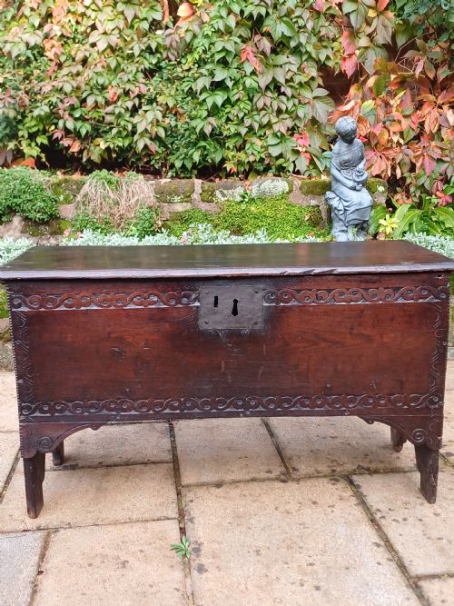late 17th century small oak coffer - CATEGORY: ANTIQUE CHESTS - DATED 17TH CENTURY
