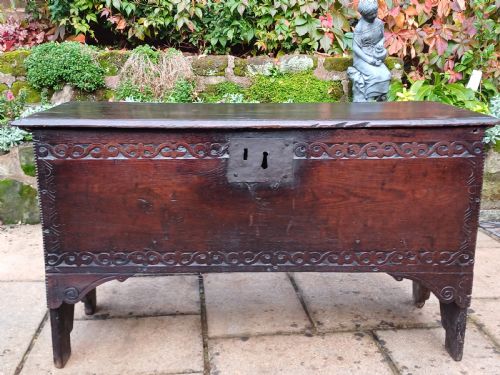 LATE 17TH CENTURY SMALL OAK COFFER - ADDITIONAL PHOTO 2