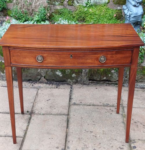 georgian mahogany bow front side table - CATEGORY: ANTIQUE TABLES - DATED 18TH CENTURY