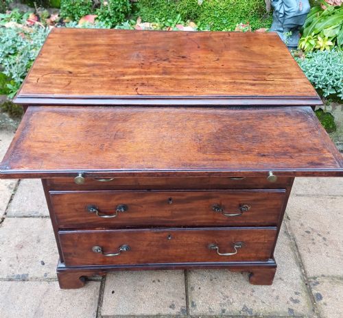 GEORGIAN 18THC SMALL CHEST OF DRAWERS - ADDITIONAL PHOTO 5