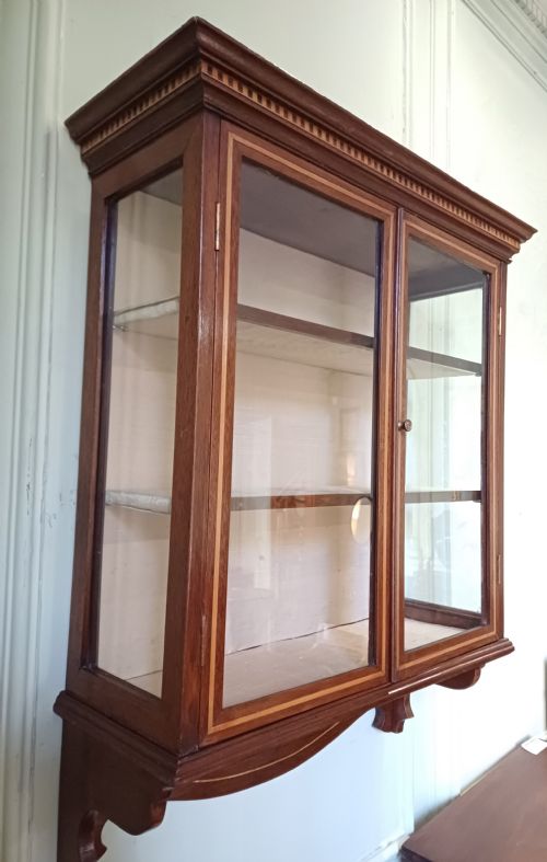 BEAUTIFUL EDWARDIAN DISPLAY CABINET HANGING MAHOGANY - ADDITIONAL PHOTO 7