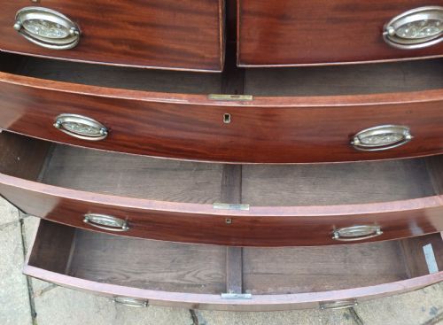 MAHOGANY BOW FRONTED CHEST OF DRAWERS - ADDITIONAL PHOTO 6
