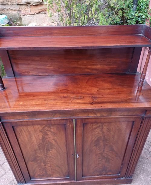 MAHOGANY CHIFFONIER REGENCY - ADDITIONAL PHOTO 3