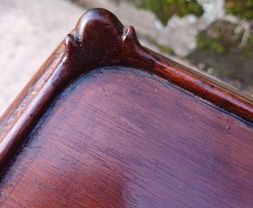 LOW MAHOGANY TABLE CABRIOLE LEGS - ADDITIONAL PHOTO 4