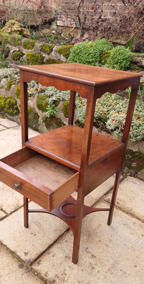BEDSIDE TABLE MAHOGANY GEORGIAN - ADDITIONAL PHOTO 1