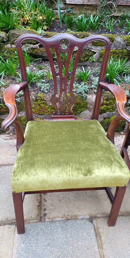 PAIR OF GEORGIAN MAHOGANY ARMCHAIRS CHIPPENDALE STYLE - ADDITIONAL PHOTO 3