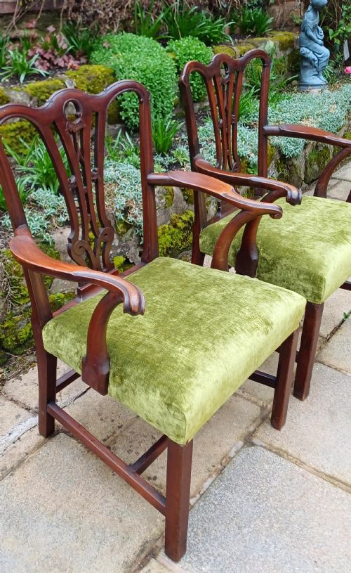 PAIR OF GEORGIAN MAHOGANY ARMCHAIRS CHIPPENDALE STYLE - ADDITIONAL PHOTO 5