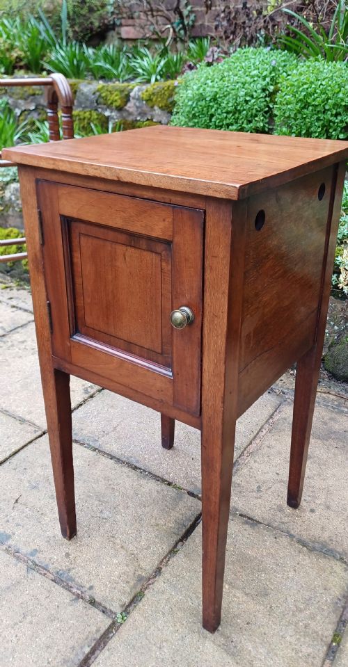 VICTORIAN BEDSIDE CUPBOARD TABLE MAHOGANY - ADDITIONAL PHOTO 1