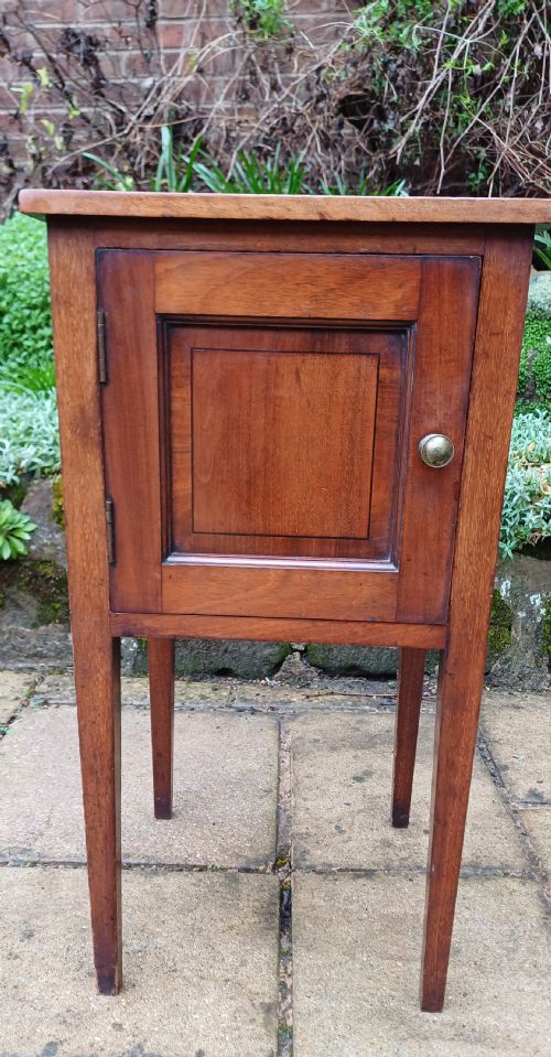 VICTORIAN BEDSIDE CUPBOARD TABLE MAHOGANY - ADDITIONAL PHOTO 3