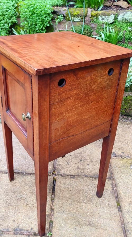 VICTORIAN BEDSIDE CUPBOARD TABLE MAHOGANY - ADDITIONAL PHOTO 5
