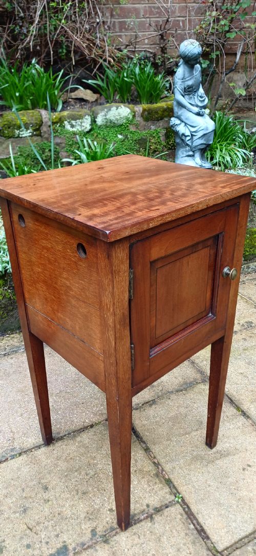 VICTORIAN BEDSIDE CUPBOARD TABLE MAHOGANY - ADDITIONAL PHOTO 7