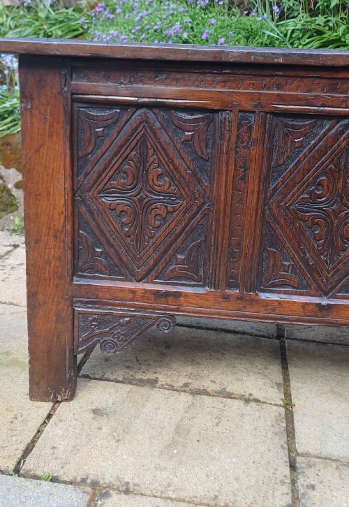 17TH CENTURY OAK COFFER - ADDITIONAL PHOTO 7
