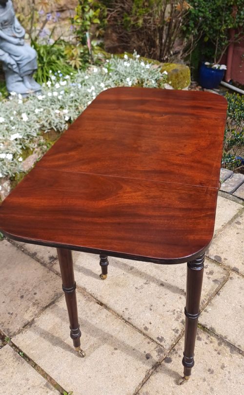 REGENCY LAMP SMALL PEMBROKE MAHOGANY TABLE - ADDITIONAL PHOTO 6