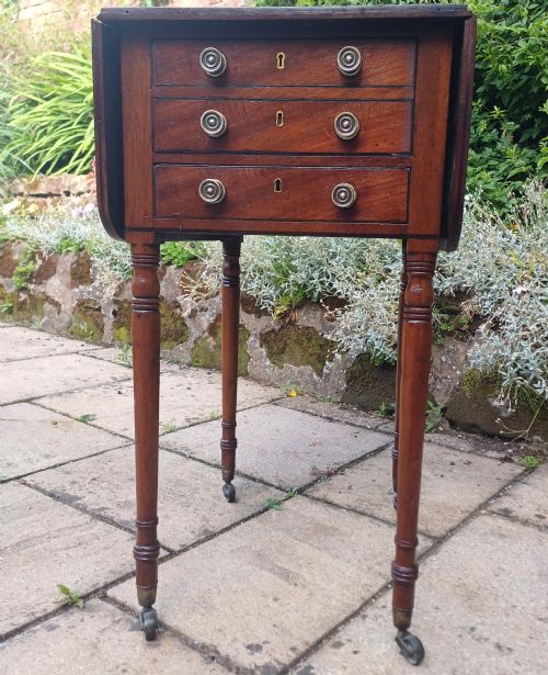REGENCY PEMBROKE WORK SIDE LAMP TABLE MAHOGANY - ADDITIONAL PHOTO 5