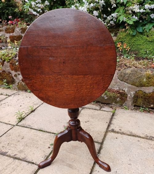 SMALL OAK TRIPOD - ADDITIONAL PHOTO 4