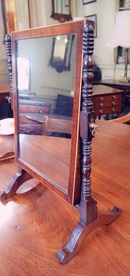 PRETTY MAHOGANY TOILET IR DRESSING MIRROR - ADDITIONAL PHOTO 1